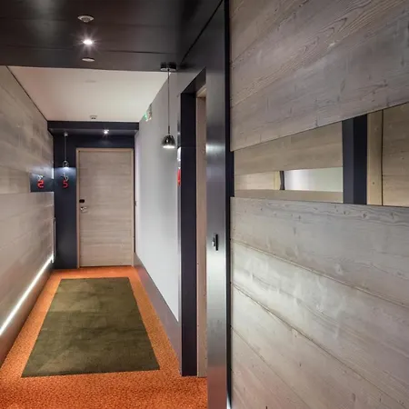 Montana Plein Sud Hotel apartamentowy Val Thorens